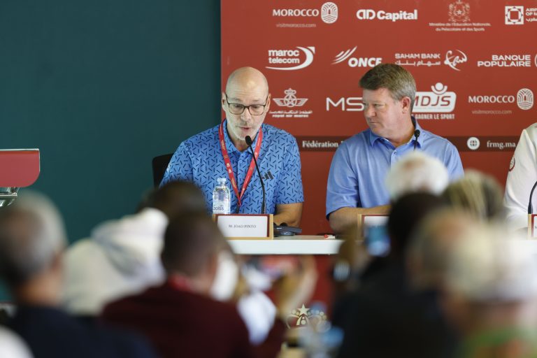CONFERENCES DE PRESS (104)